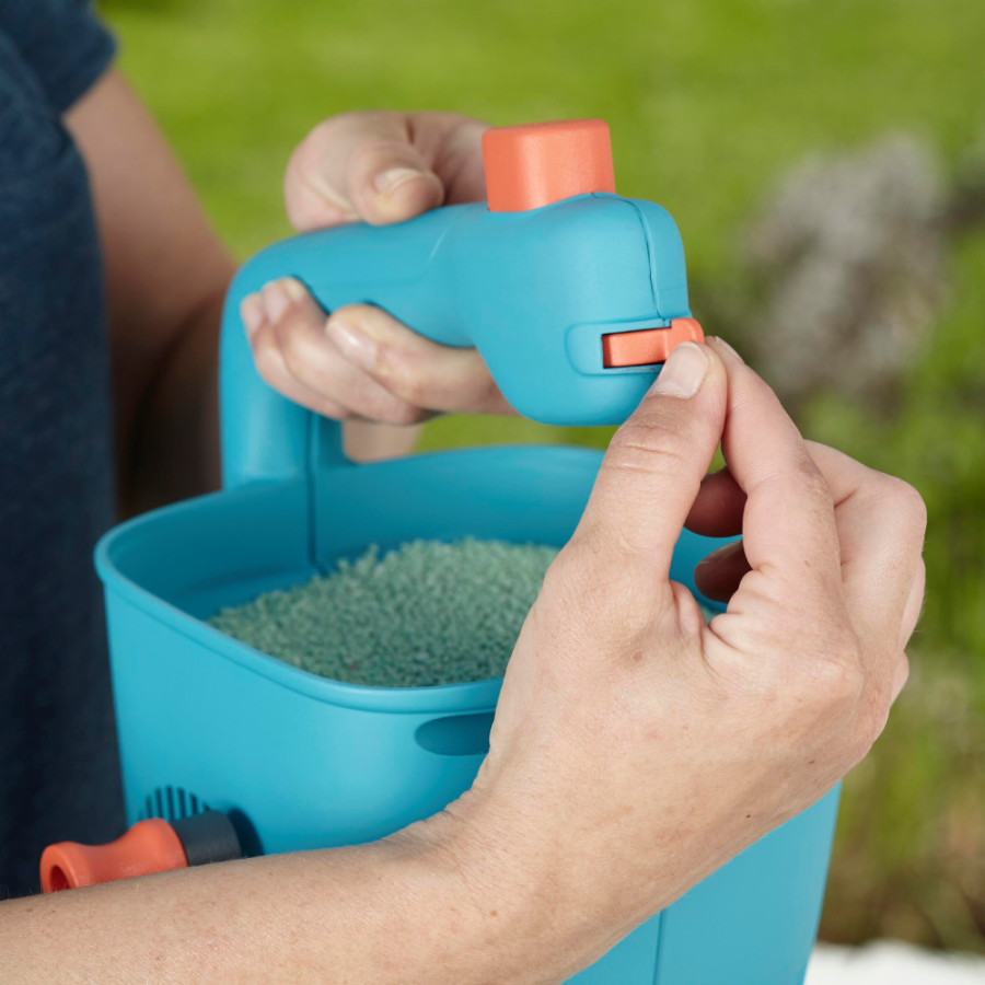 GARDENA POSIPAČ VRTNI RUČNI